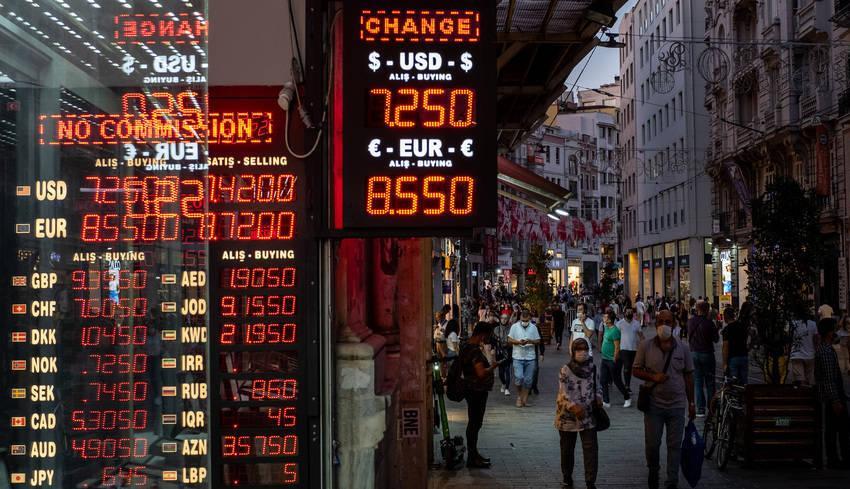 Protesta ne Turqi pas zhvleresimit te monedhes vendase